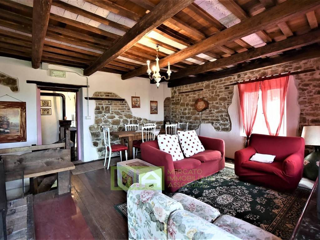 Casa indipendente a Amandola in villa botundoli, 4 - Foto 2