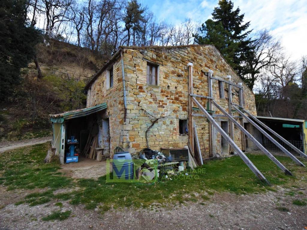 Rustico / casale a Santa vittoria in matenano in Contrada Poggio, 38 - Foto 5
