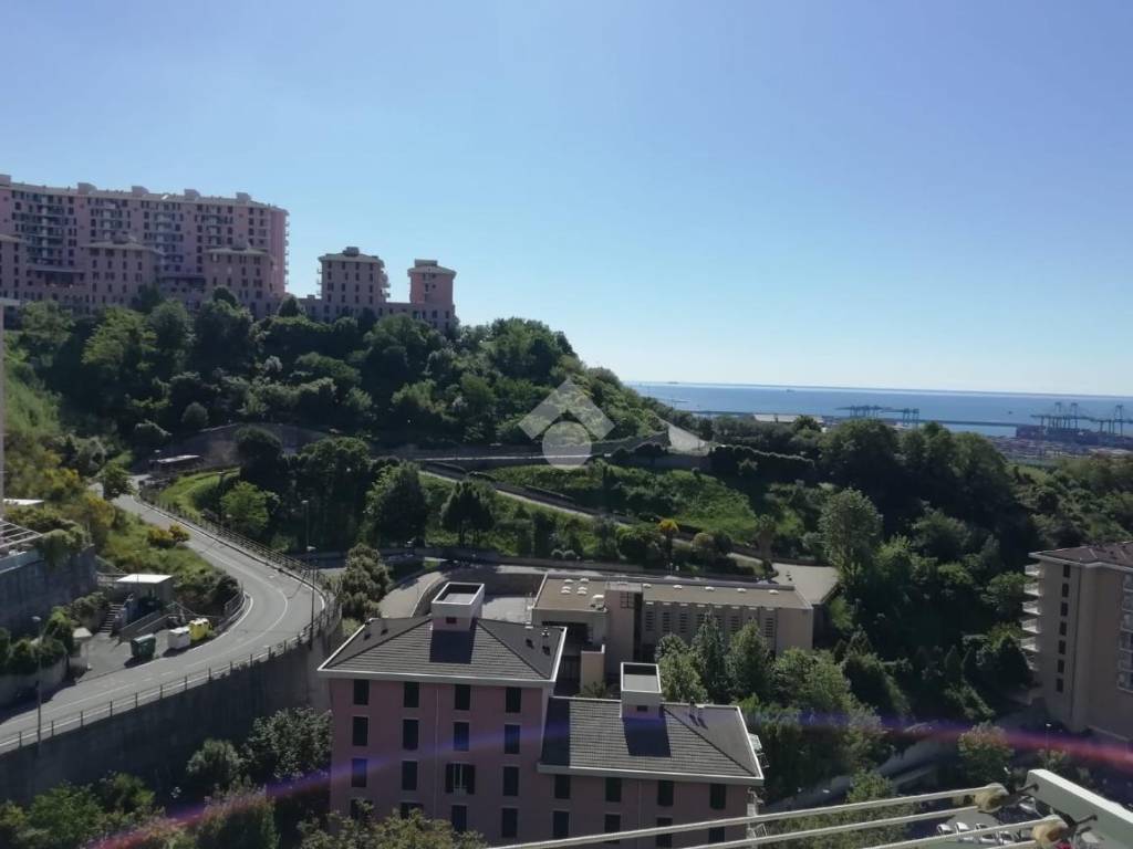 Appartamento a Genova in Via Gaetano Salvemini, 33 - Foto 4