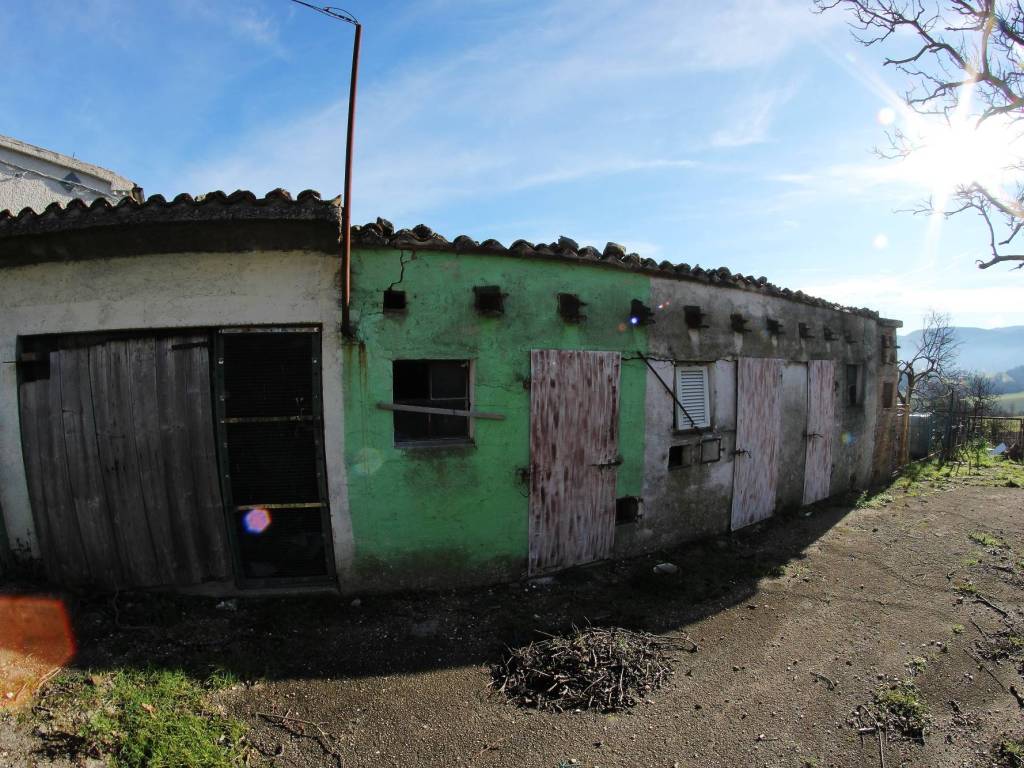 Casa indipendente a Fabriano in Strada Comunale Cantia - Foto 4