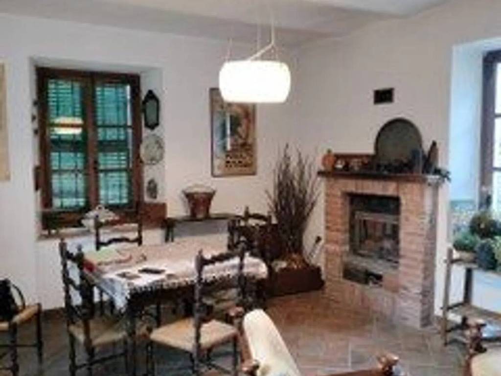 Villa a Carezzano in Via Libertà, 30 - Foto 4