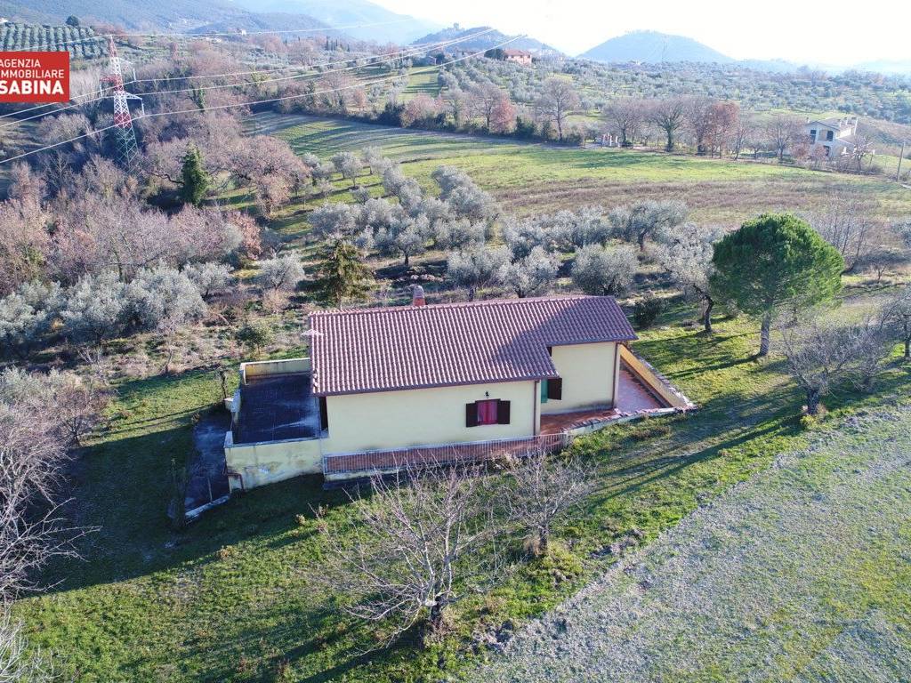 Villa a Casperia in Via San Giovanni, 5 - Foto 3