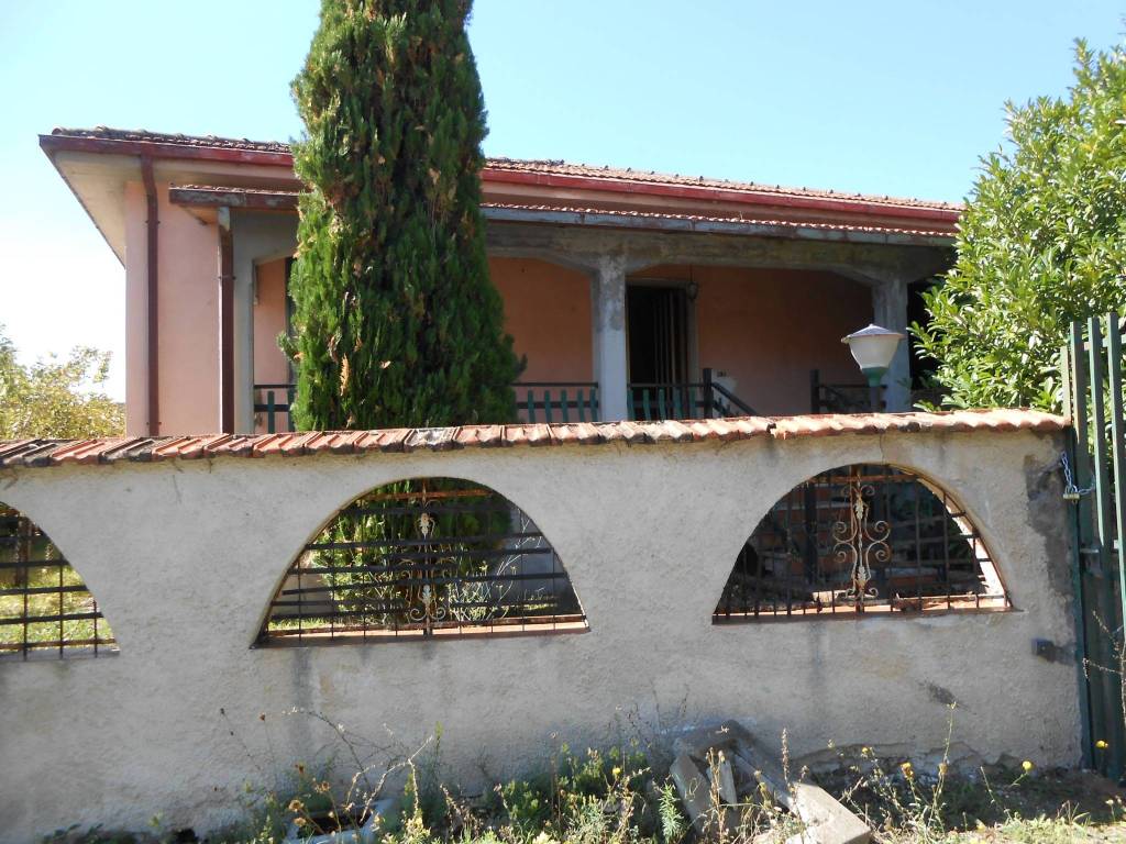 Villa a Avezzano in Via Francesco Palma, 13 - Foto 2