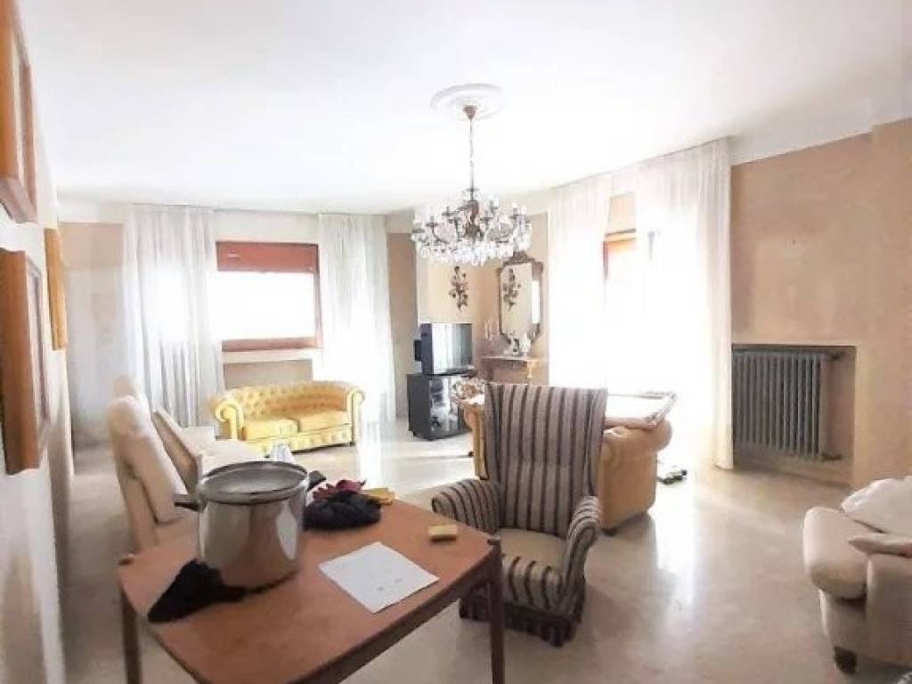 Appartamento a Taranto in VIA TERNI, - Foto 2