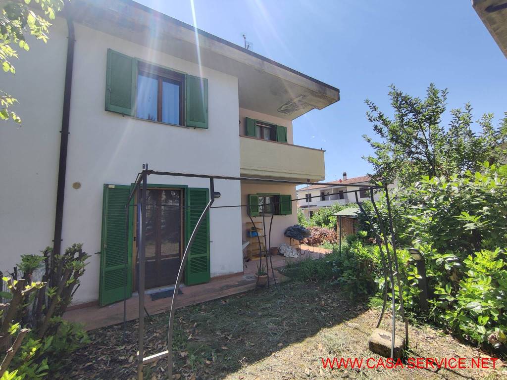 Casa indipendente a San giovanni valdarno in Via Giosuè Carducci - Foto 2