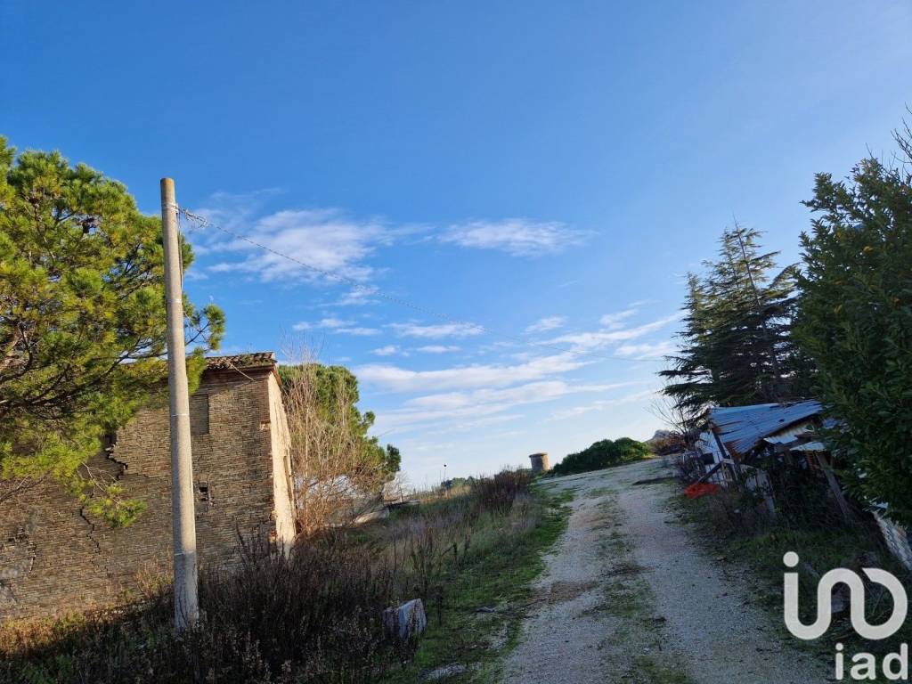 Terreno a Castelfidardo in Via Strada Statale Adriatica, 1 - Foto 2