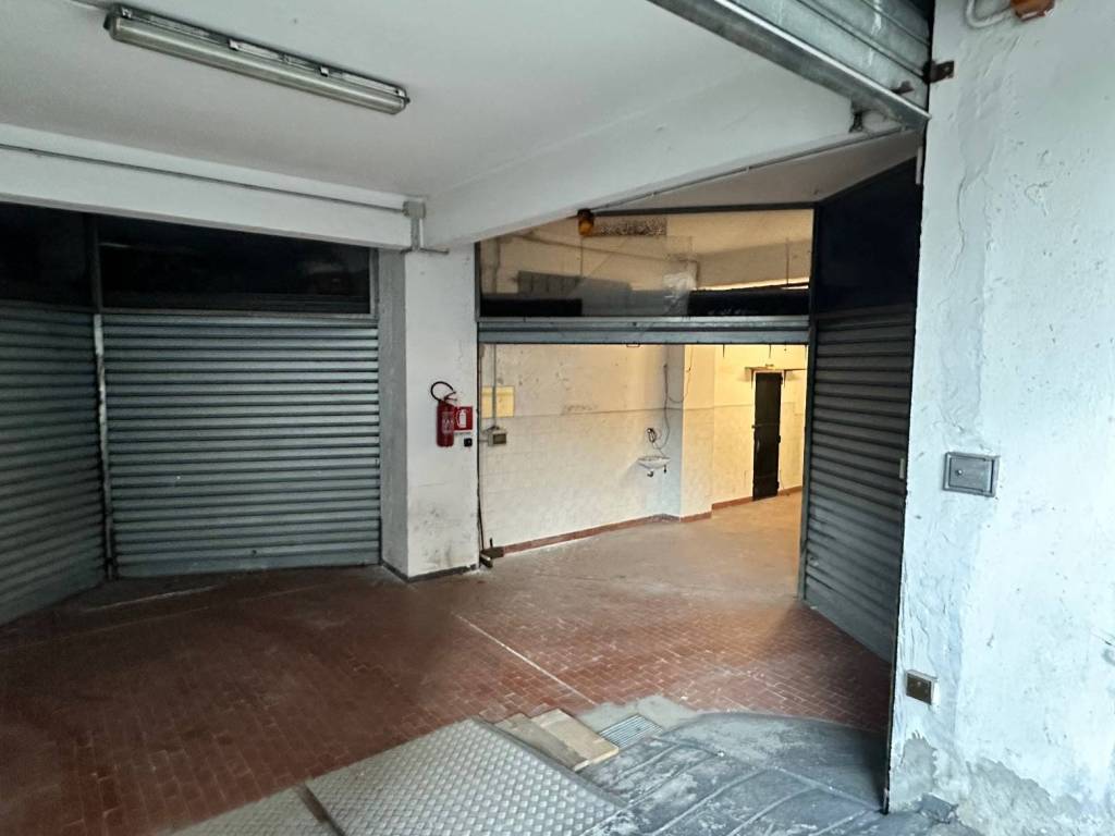 Box / garage a Genova in Via Tortona - Foto 5