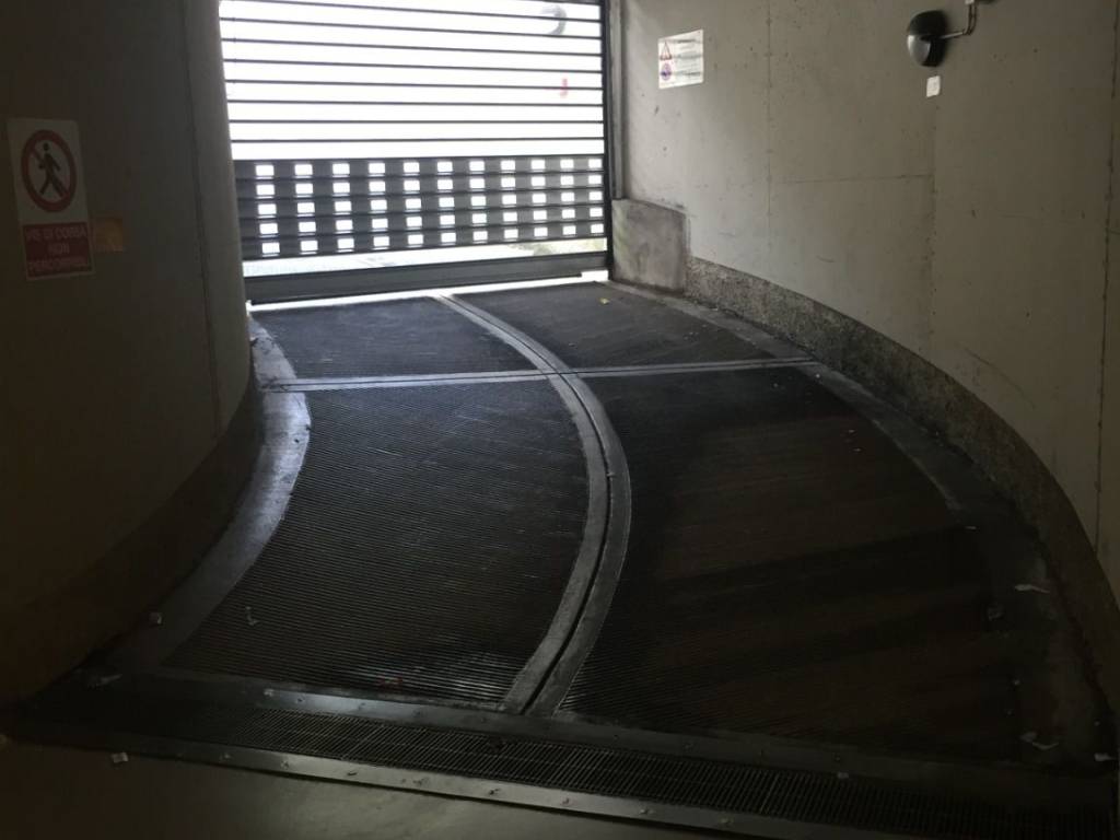 Box / garage a Genova in Via Emanuele Ferro - Foto 4