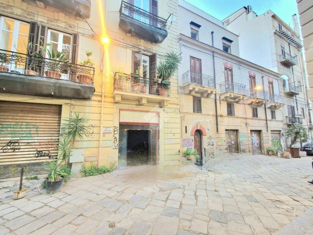 Immobile a Palermo in VIA NARCISO COZZO, 9 - Foto 1