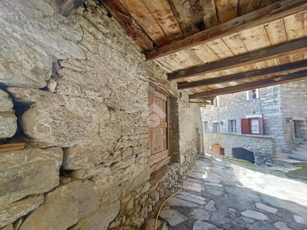 Rustico / casale a Aosta in Frazione Excenex - Foto 4