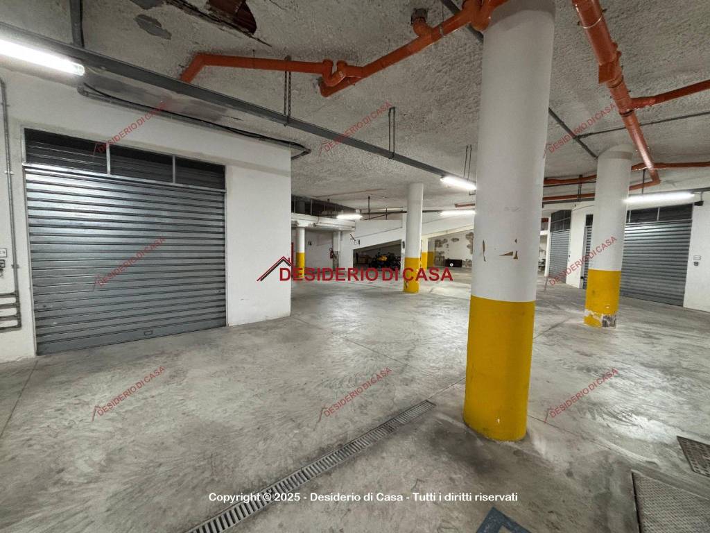 Box / garage a Palermo in Piazza Mondello, 6 - Foto 2