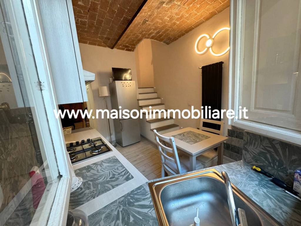 Casa indipendente a Prato in Piazza dei Partigiani - Foto 4