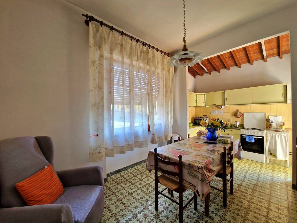 Casa indipendente a Pistoia in Via di Salceto, 12 - Foto 5