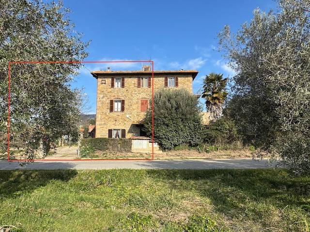 Casa indipendente a Cortona in LOCALITA’ VERNAZZANO 41 - Foto 2