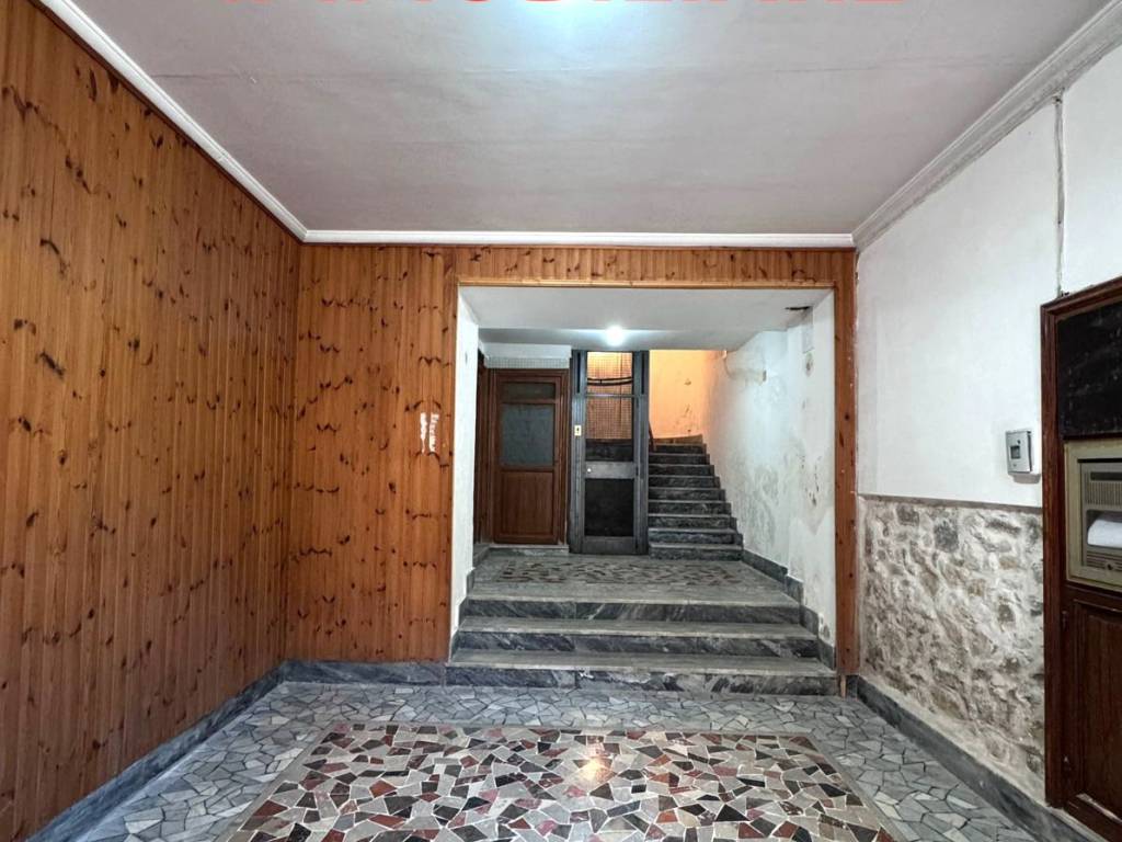 Appartamento a Caltanissetta in Corso Vittorio Emanuele, 47 - Foto 3