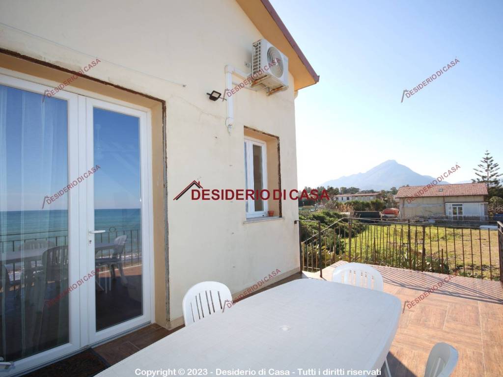 Appartamento a Campofelice di roccella in SS113 - Foto 2