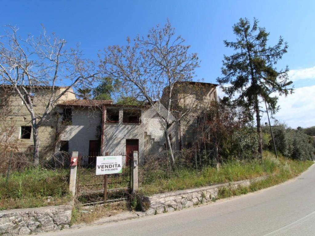 Rustico / casale a San benedetto del tronto in Via montagna dei fiori, 60 - Foto 2