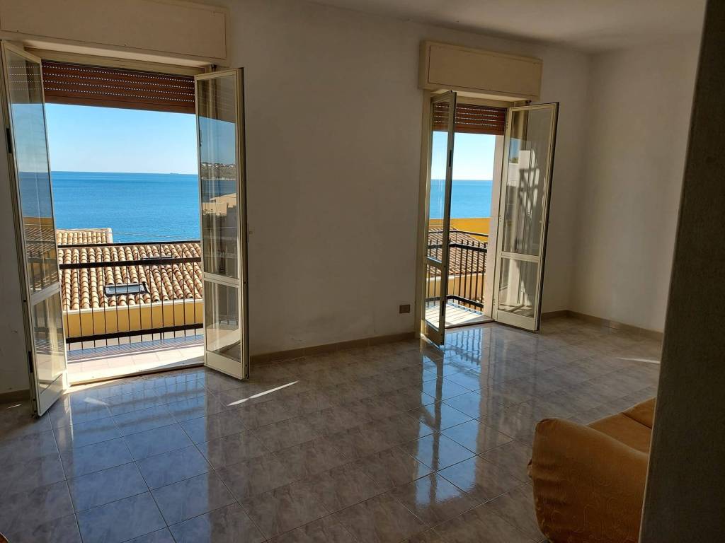 Appartamento a Augusta in Via Marina Levante, 47 - Foto 2