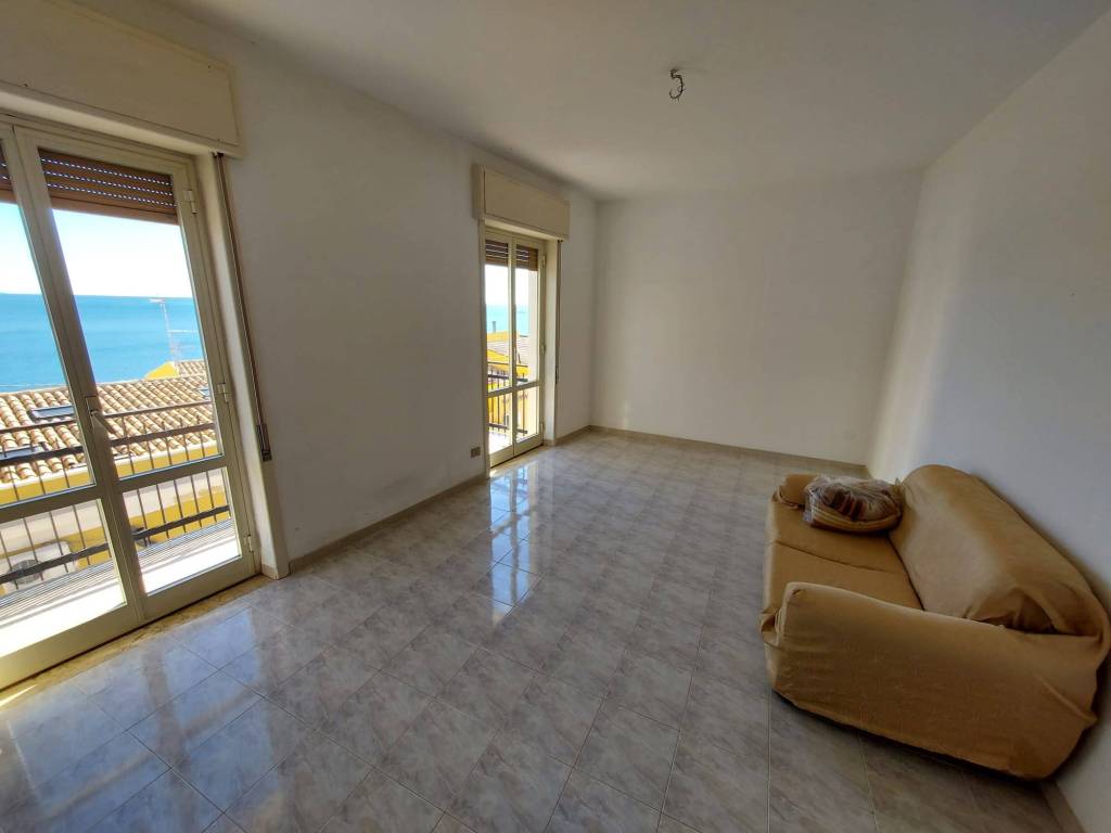 Appartamento a Augusta in Via Marina Levante, 47 - Foto 3