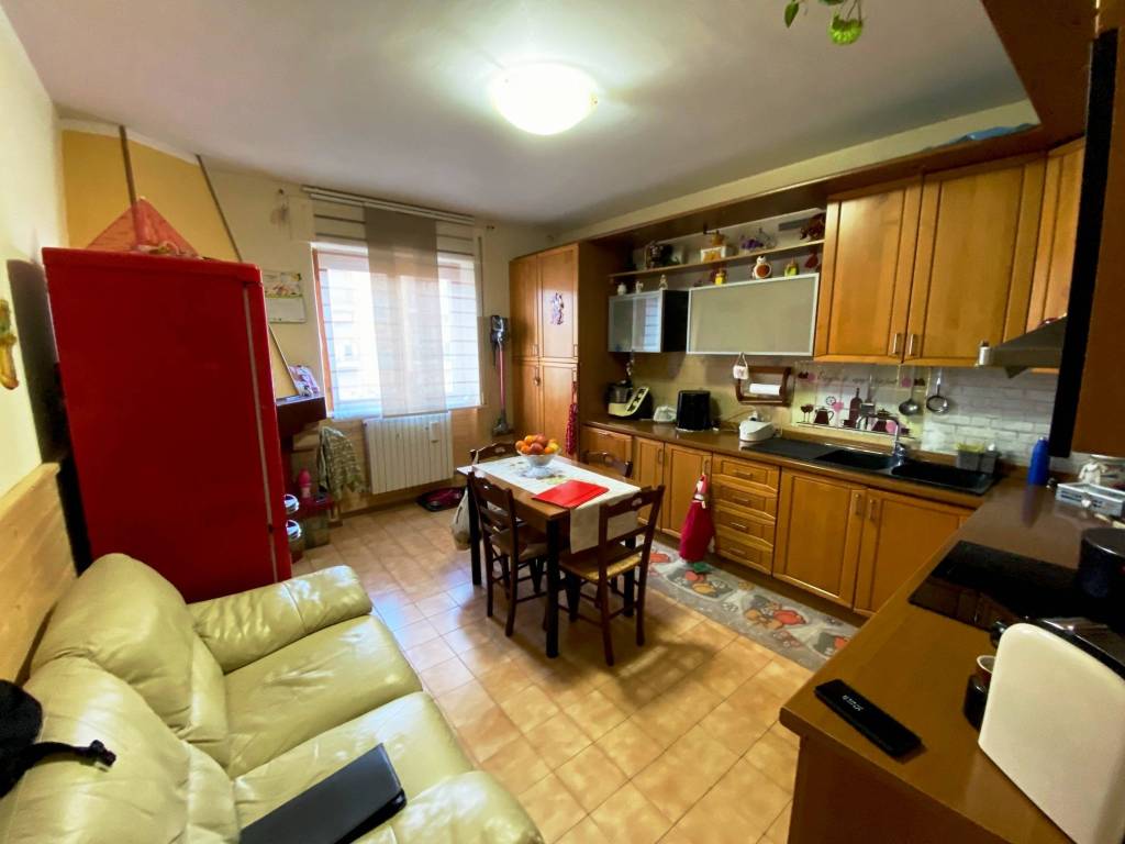 Appartamento a Esanatoglia - Foto 2