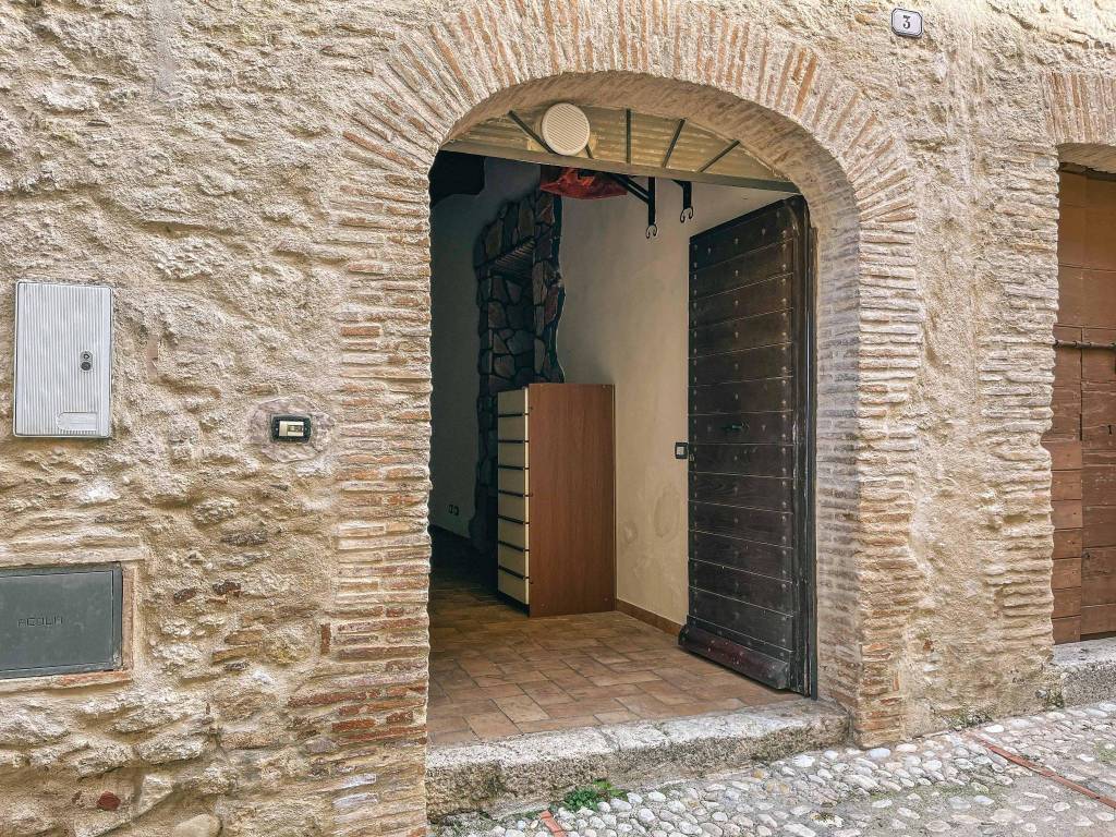 Appartamento a Castelnuovo di farfa in Via Roma - Foto 3