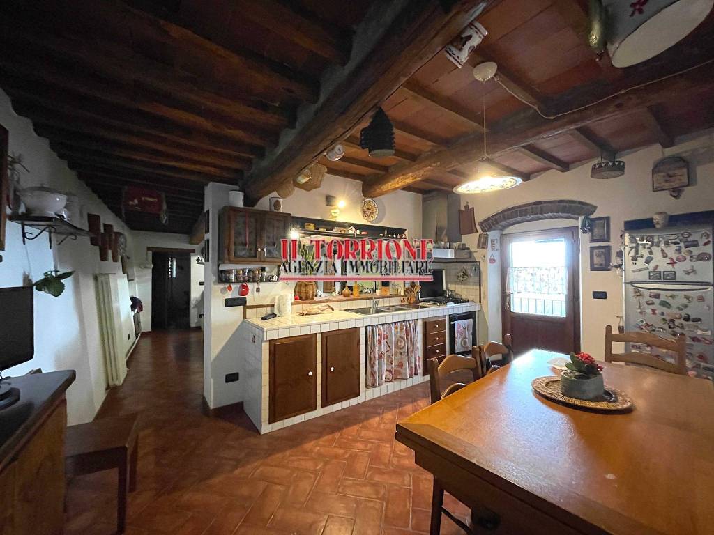 Rustico / casale a Pescia in Via di Castelvecchio - Foto 2