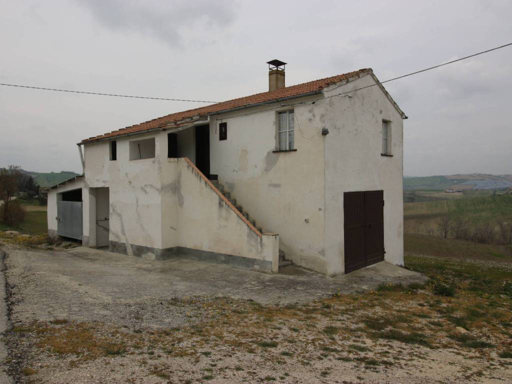 Rustico / casale a Bellante in Strada Comunale Sant'Arcangelo Penna Alta - Foto 5