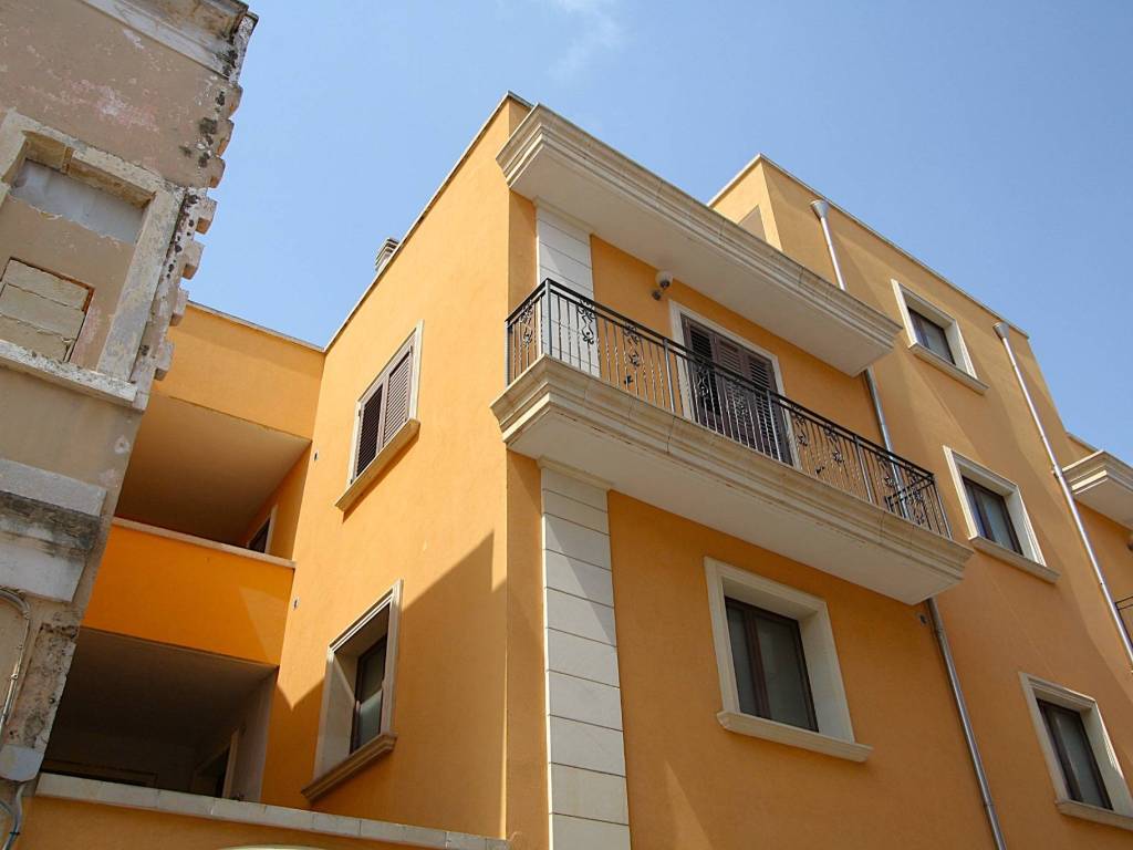 Appartamento a Parabita in Via Impero - Foto 2