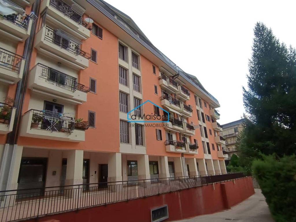 Appartamento a Avellino in Via Italo De Feo - Foto 3
