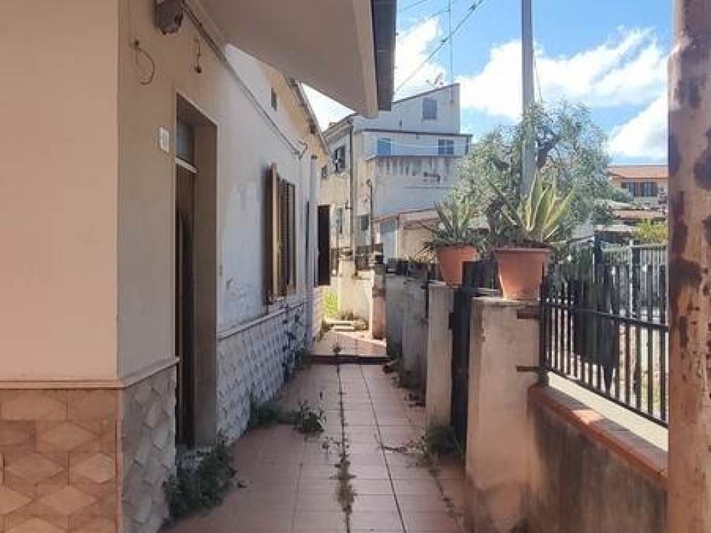 Casa indipendente a Ortona in Piazza della Chiesa - Foto 4