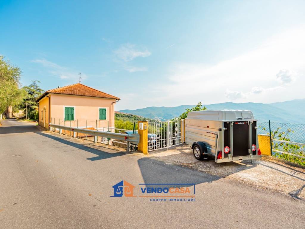 Appartamento a Chiusanico in Via Monte Grappa, 2 - Foto 2