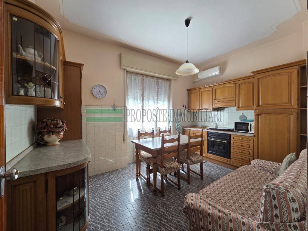 Appartamento a Ome in Via Vittorio Veneto - Foto 5