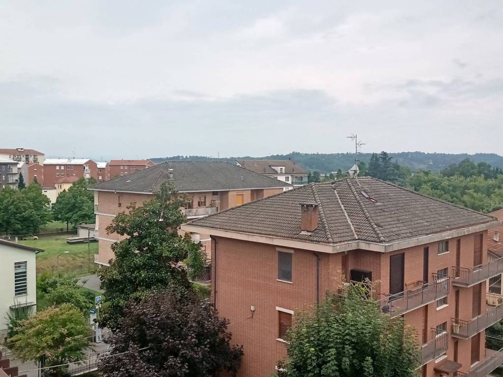 Appartamento a Asti in Via Francesca Armosino, 3 - Foto 3