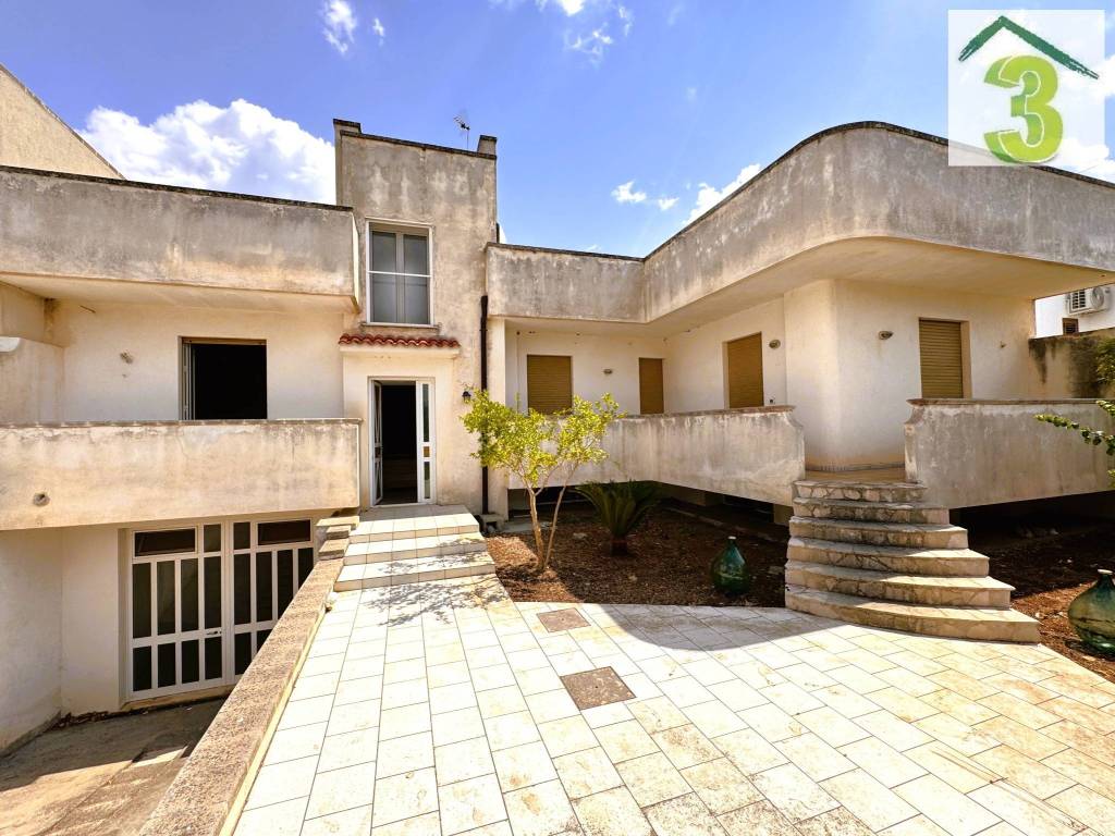 Casa indipendente a Tricase in Via Guido Castelnuovo - Foto 3