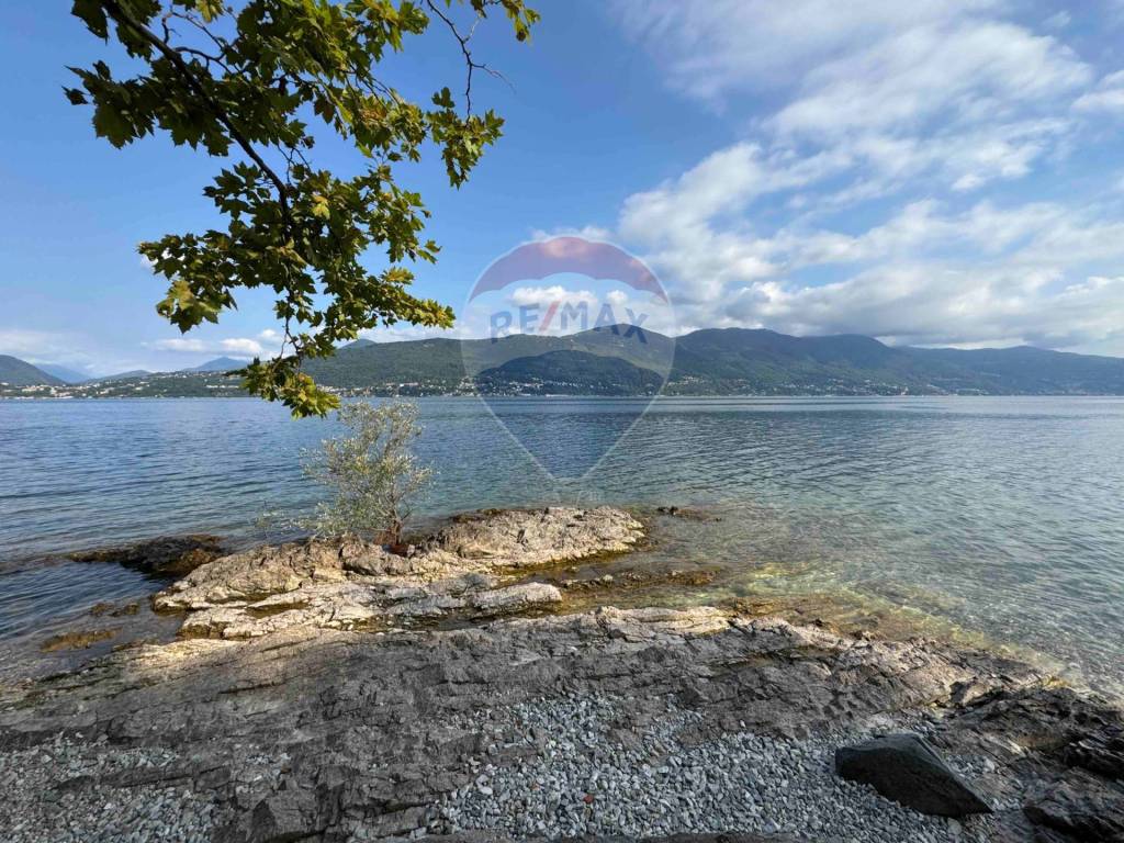 Casa indipendente a Castelveccana in Via Mazzini, 18 - Foto 3