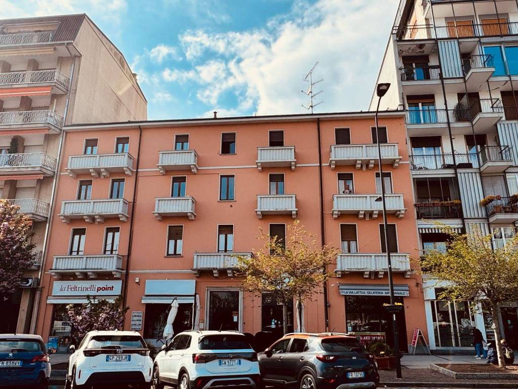 Attico / mansarda a Arona in Corso della Repubblica, 102 - Foto 3