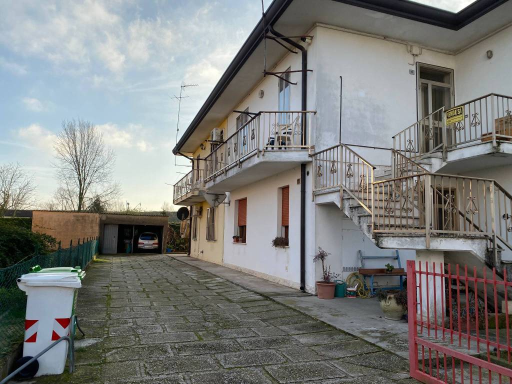 Appartamento a Corbola in Via Anna Michajlovna Kuliscioff, 77 - Foto 2