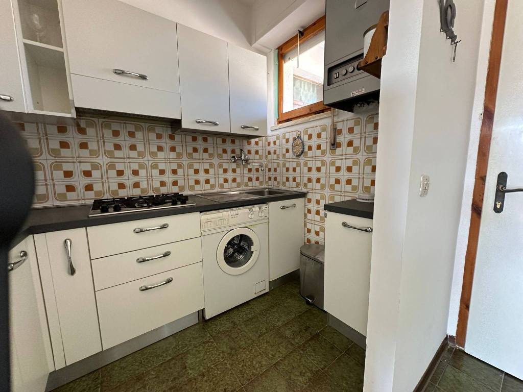 Appartamento a Follonica in Via Isola dello Sparviero, 8 - Foto 2