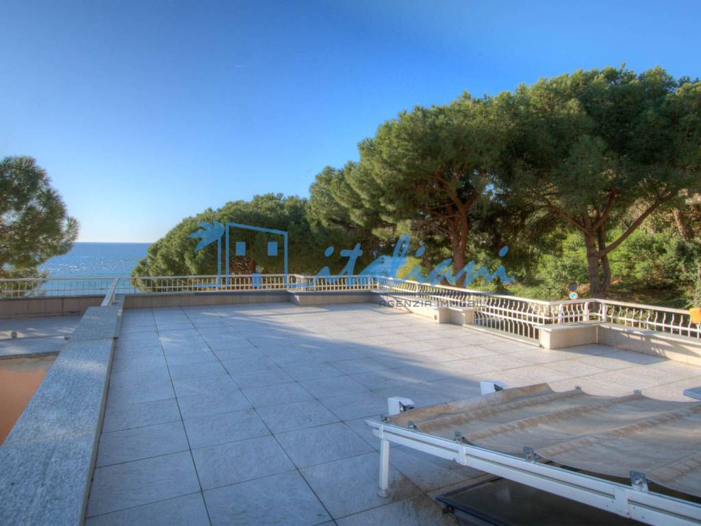 Villetta a schiera a Varazze in Via dei Gerani - Foto 5