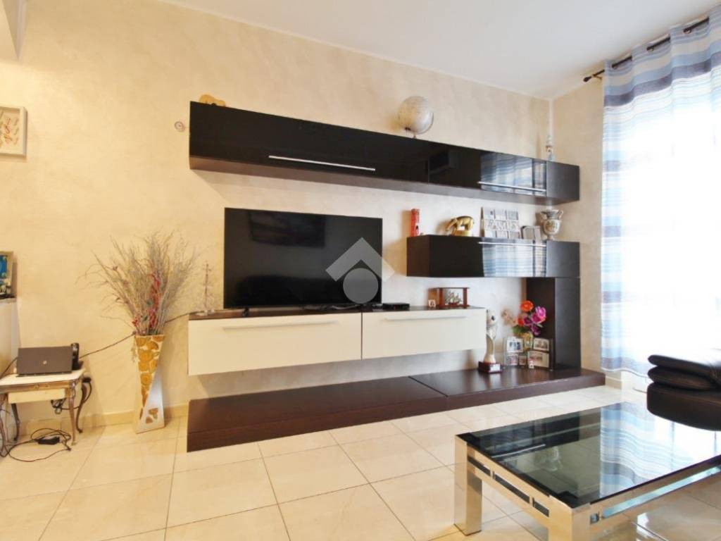 Appartamento a Usmate velate in Corso Italia - Foto 4