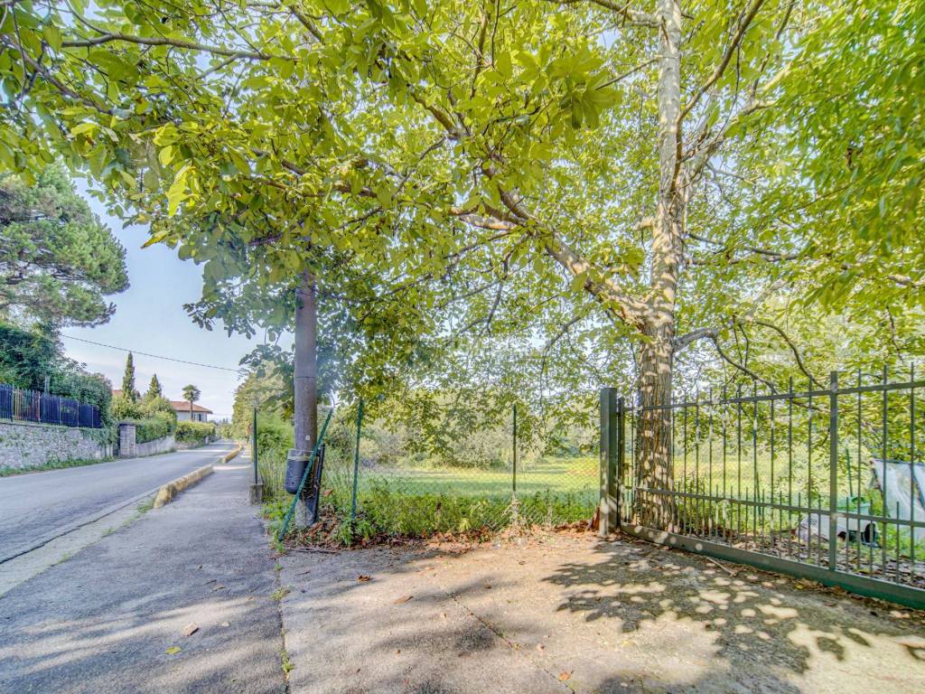 Terreno a Comabbio in Via Paolo Campiglio - Foto 4