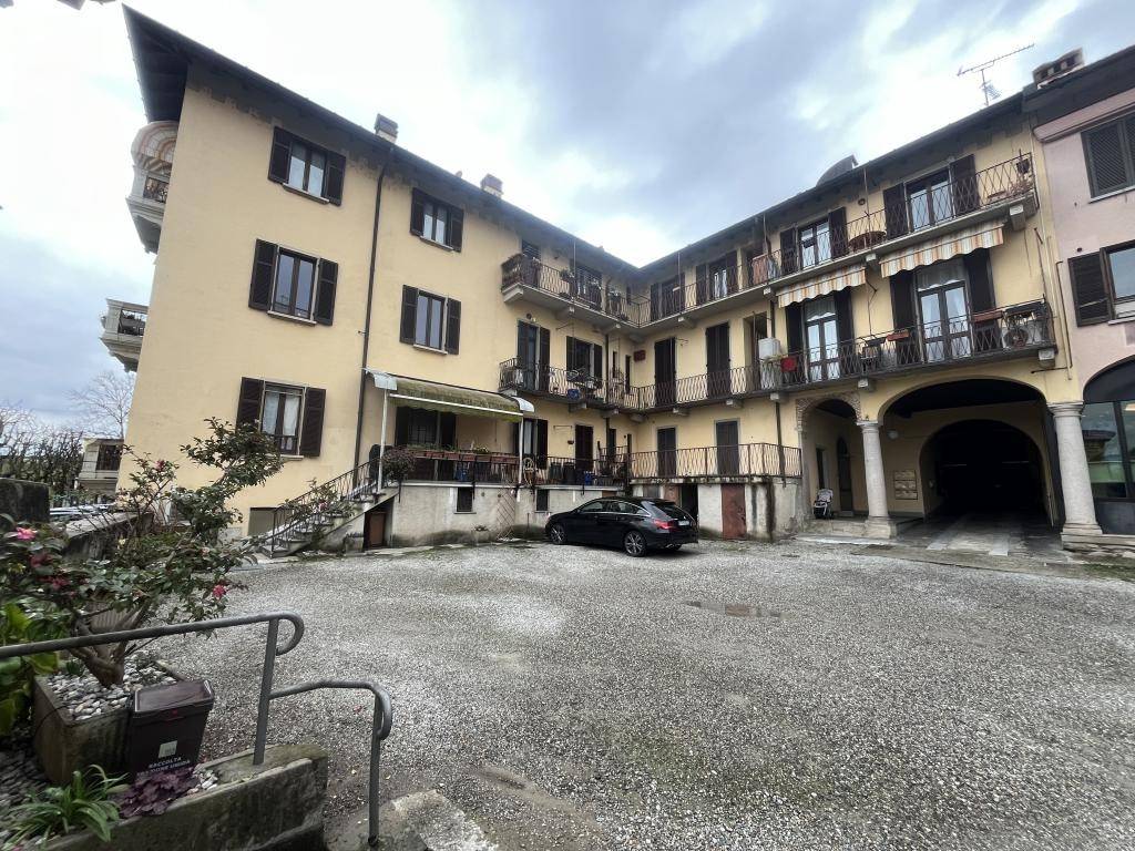 Appartamento a Sesto calende in Via Roma - Foto 4