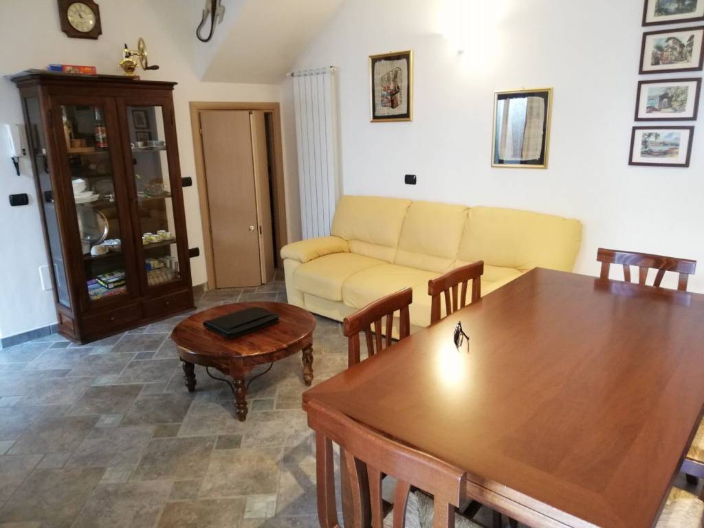 Appartamento a Stresa in Via Someraro, 12 - Foto 2