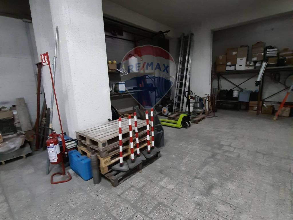 Box / garage a Siracusa in Via Necropoli Grotticelle, 27 - Foto 3
