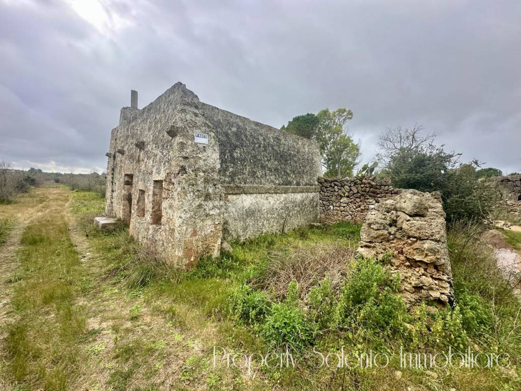 Terreno a Ugento in Contrada Masseria Colombo - Foto 4