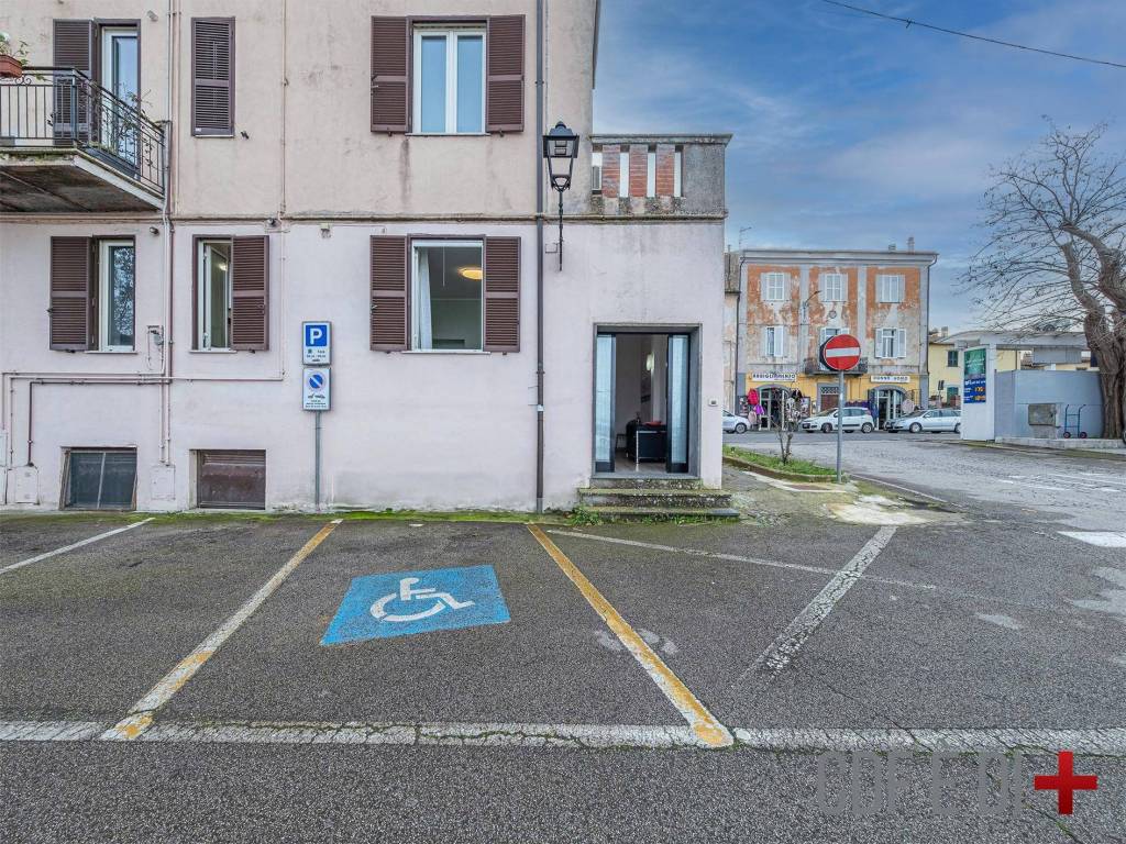Appartamento a Capodimonte in Via Guglielmo Marconi - Foto 4