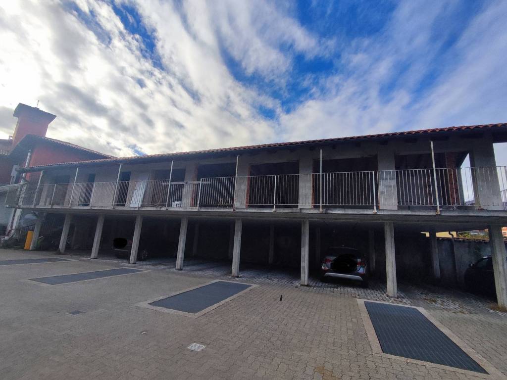 Appartamento a Verbania in Via Giovanni De Lorenzi - Foto 3