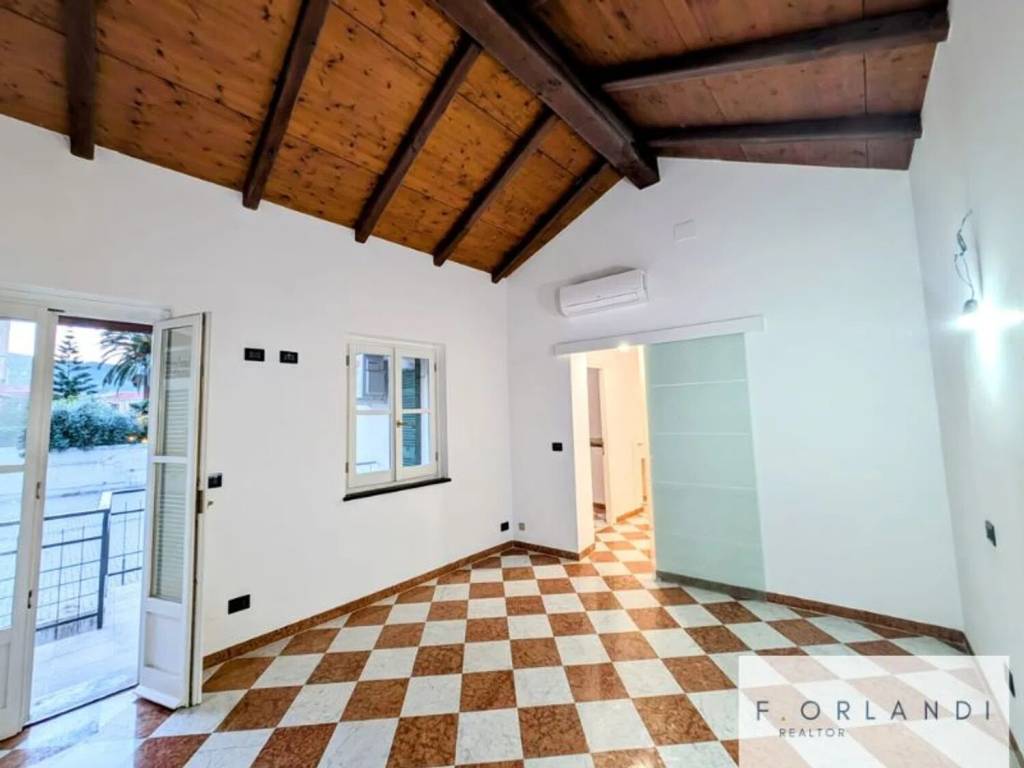 Appartamento a Spotorno in Via Foce - Foto 3