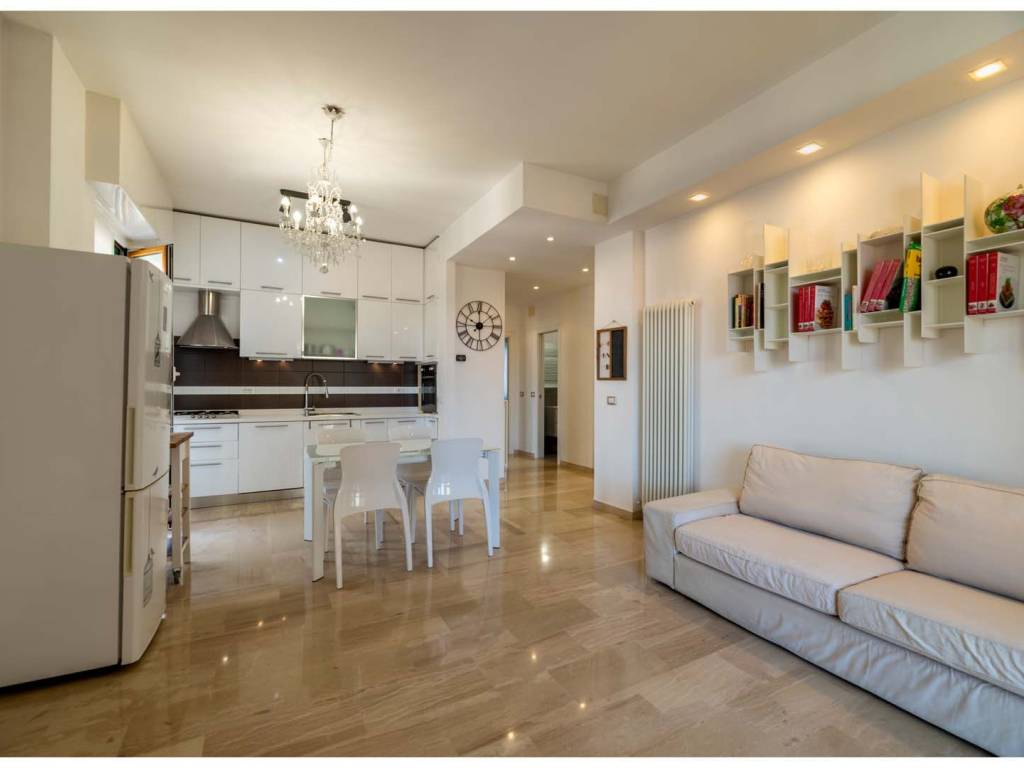 Appartamento a Varazze in Via Milano - Foto 4