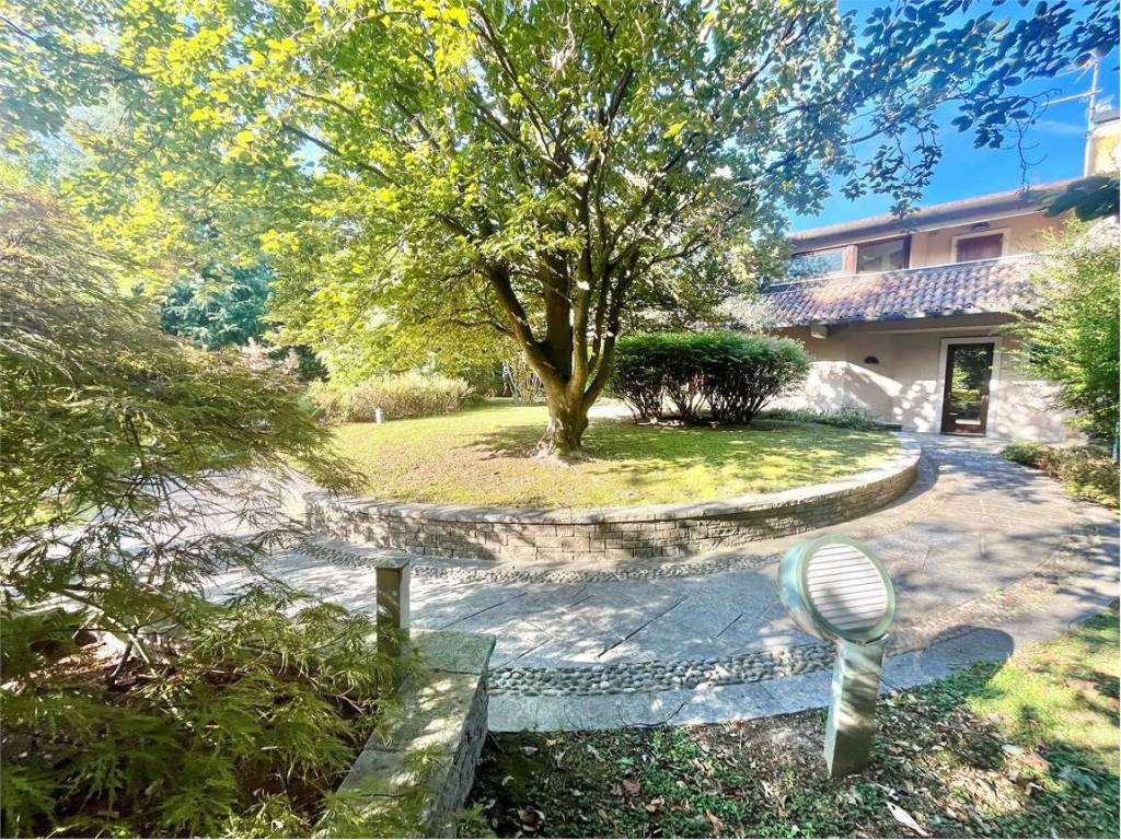 Villa a Barzago in via cesare cantù - Foto 4